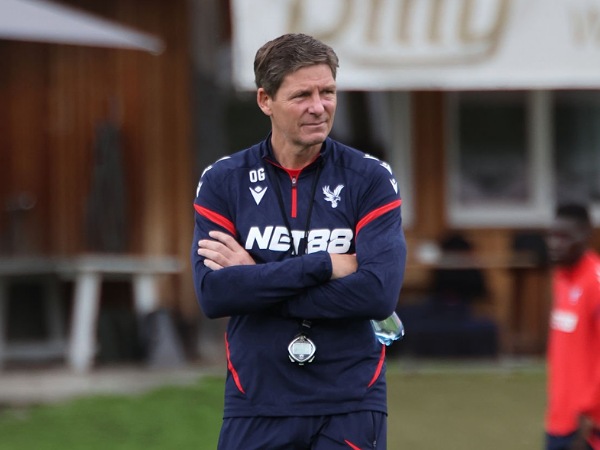 Oliver Glasner Yakin Crystal Palace Menang Banding atas Hukuman UEFA