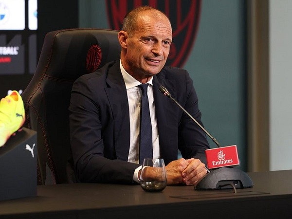 Sejalan Dengan Max Allegri, Media Italia Puji Sikap Skuad AC Milan